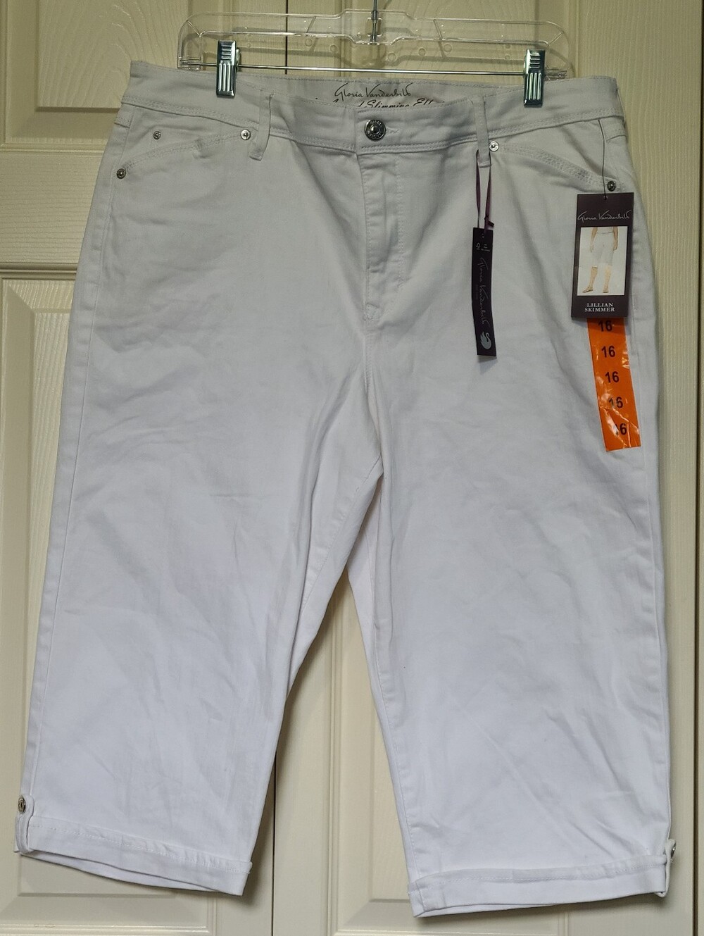 NWT Gloria Vanderbilt White Lillian Skimmer Midrise Capri Jeans 98% Cotton Sz 16